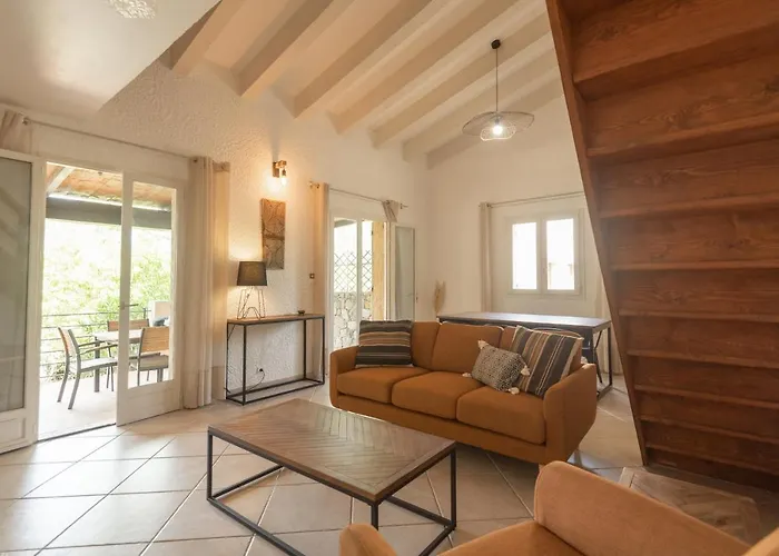 Spelonca Holiday home *