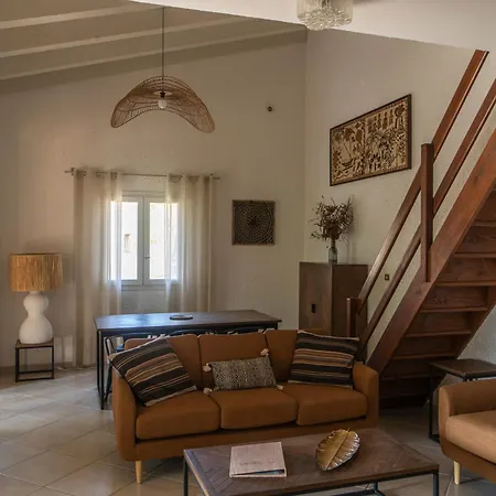 Spelonca Holiday home *